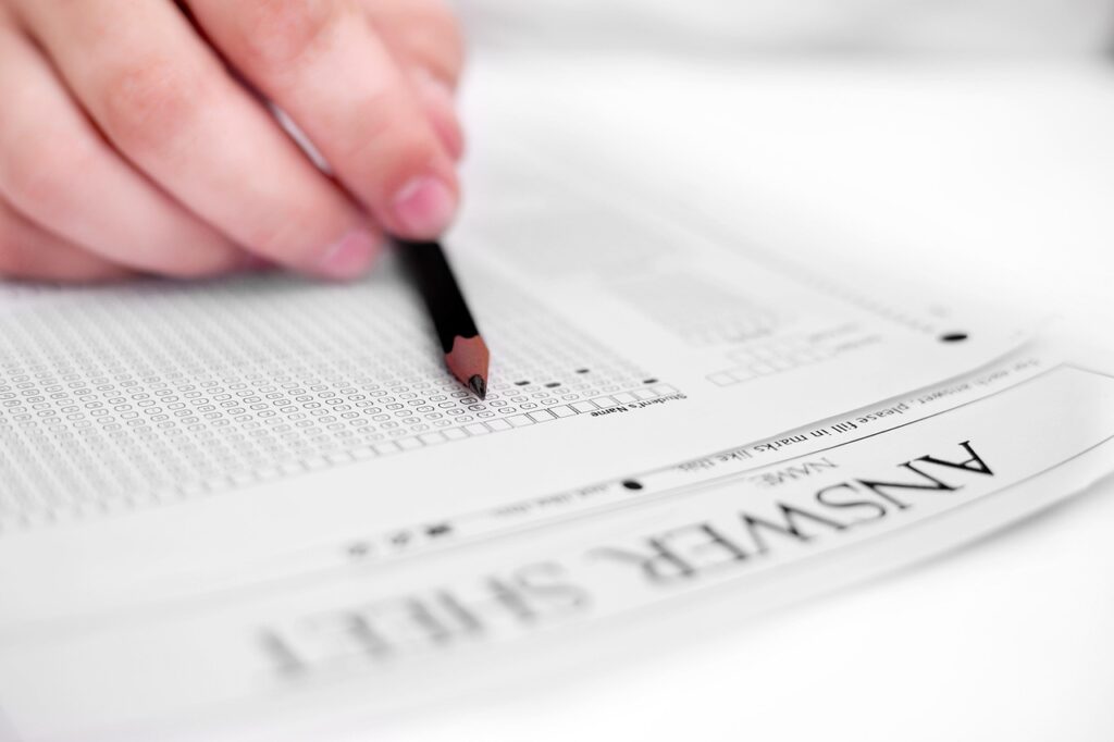Multiple-choice-test-showing-which-statement-is-true-question-1024x682 Which of the Following Statements Is True?